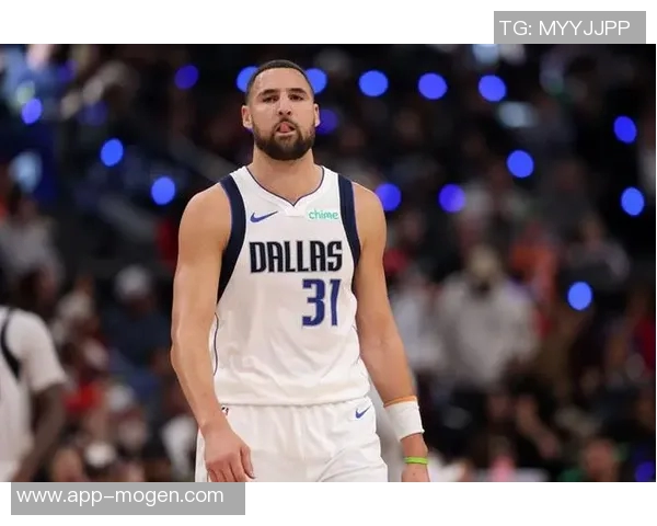 基德赞克莱上半场表现出色牵引力助力队友创造更多机会