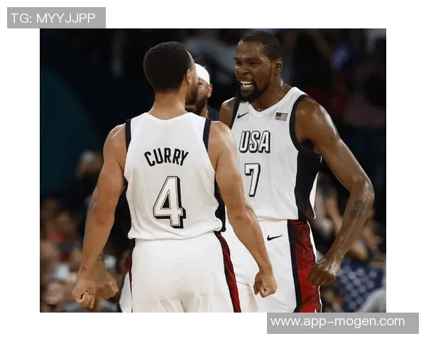 霍华德分享美国队超市合照引热议詹姆斯科比杜兰特同框惊艳众人