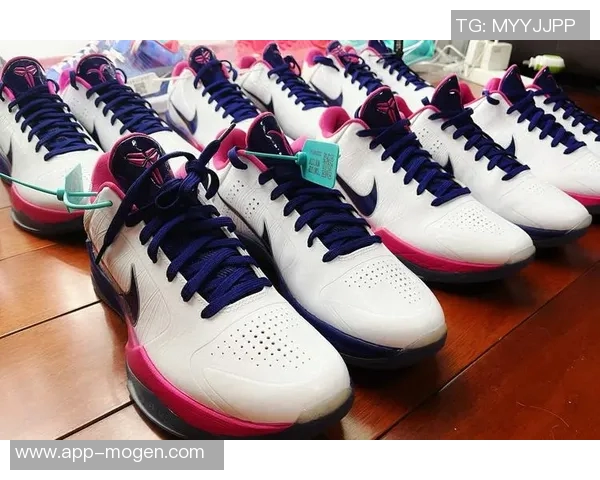 杜克女篮推出全新抗乳腺癌配色Kobe6让人眼前一亮的独特设计