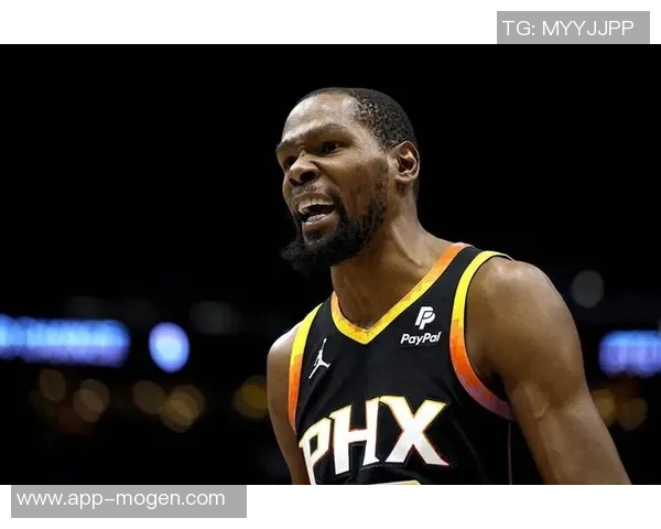 杜兰特本赛季首度斩获35分5助攻5三分创生涯第21次辉煌表现